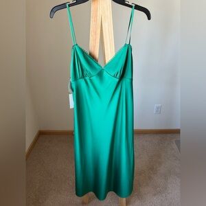 Aritzia Sunday Best Women’s Rae Emerald Nature Green Satin Midi Dress L NWT
